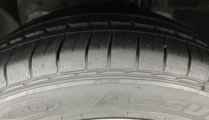 2020 Ford FREESTYLE TITANIUM 1.2 TI-VCT MT, Petrol, Manual, 4,628 km, Left Front Tyre Tread