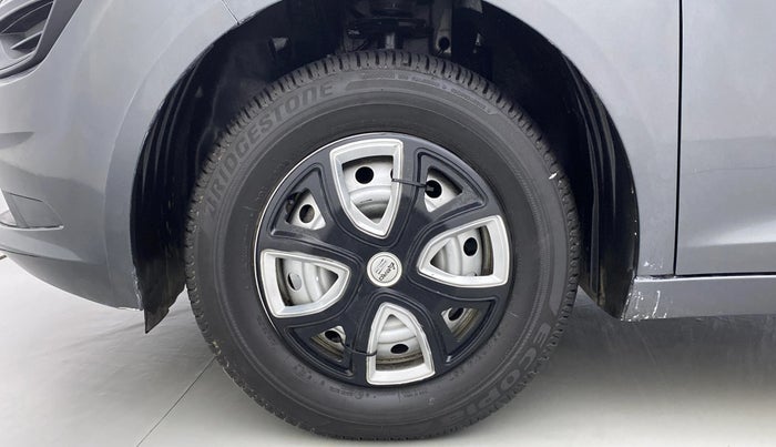 2021 Tata ALTROZ XE+ 1.2 RTN, Petrol, Manual, 8,577 km, Left Front Wheel