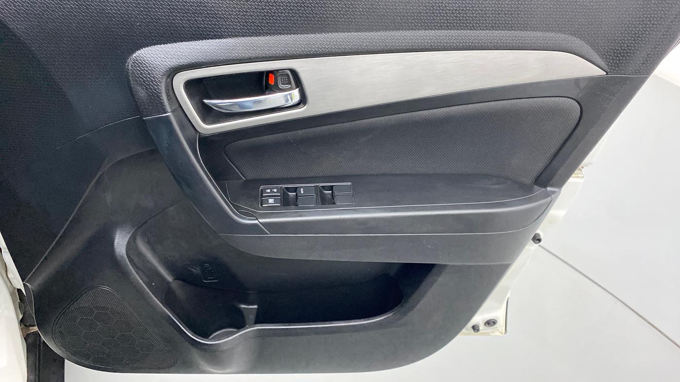 2018 Maruti Vitara Brezza ZDI + AMT, Diesel, Automatic, 29,410 km, Driver Side Door Panels Control