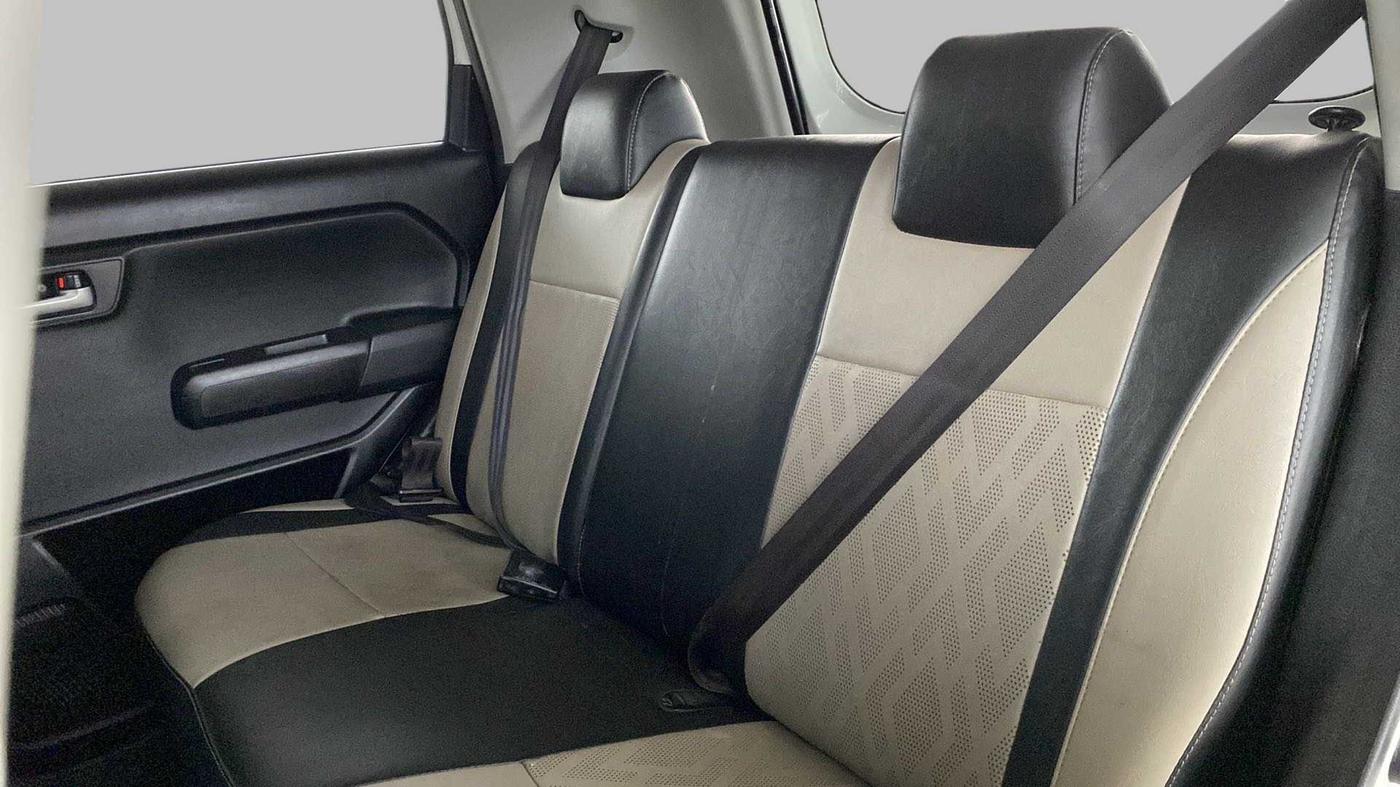2019 Maruti New Wagon-R 1.0 VXI (O), Petrol, Manual, 89,152 km, Right Side Rear Door Cabin