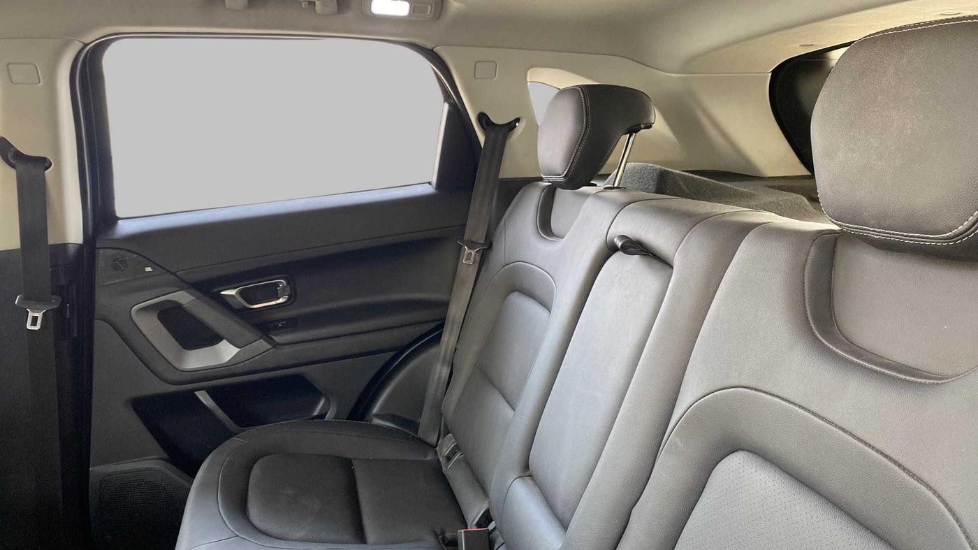 2020 Tata Harrier XZ PLUS 2.0L DARK EDITION, Diesel, Manual, 44,829 km, Right Side Rear Door Cabin
