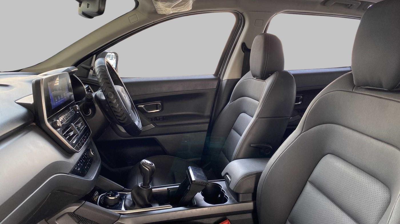 2020 Tata Harrier XZ PLUS 2.0L DARK EDITION, Diesel, Manual, 44,829 km, Right Side Front Door Cabin