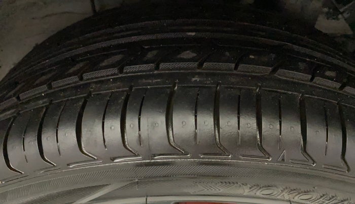 2017 Hyundai Elite i20 ASTA 1.2 (O), Petrol, Manual, 52,163 km, Left Rear Tyre Tread