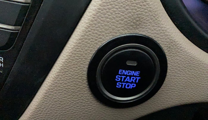 2017 Hyundai Elite i20 ASTA 1.2 (O), Petrol, Manual, 52,163 km, Keyless Start/ Stop Button