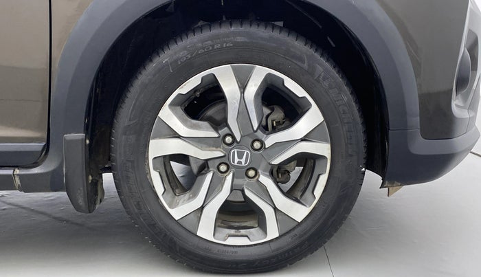 2017 Honda WR-V 1.2 i-VTEC VX MT, Petrol, Manual, 39,354 km, Right Front Wheel