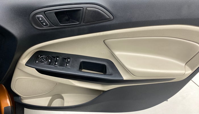 2020 Ford Ecosport 1.5 TREND TI VCT, Petrol, Manual, 49,369 km, Driver Side Door Panels Control