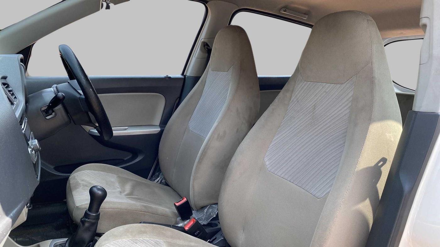2018 Maruti Alto K10 VXI P, Petrol, Manual, 64,115 km, Right Side Front Door Cabin