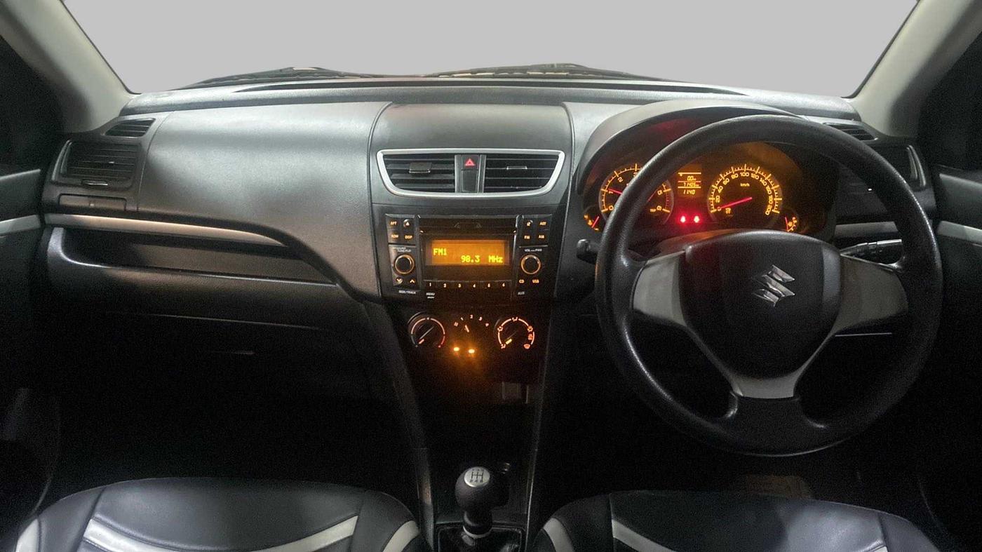 2015 Maruti Swift VDI ABS, Diesel, Manual, 71,405 km, Dashboard