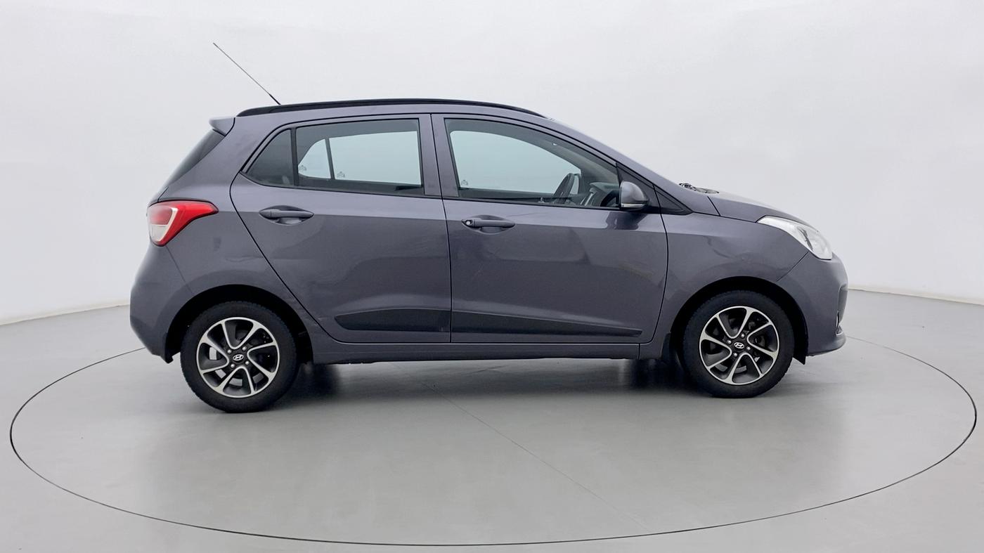 2017 Hyundai Grand i10 SPORTZ (O) 1.2 AT VTVT, Petrol, Automatic, 37,559 km, Right Side View
