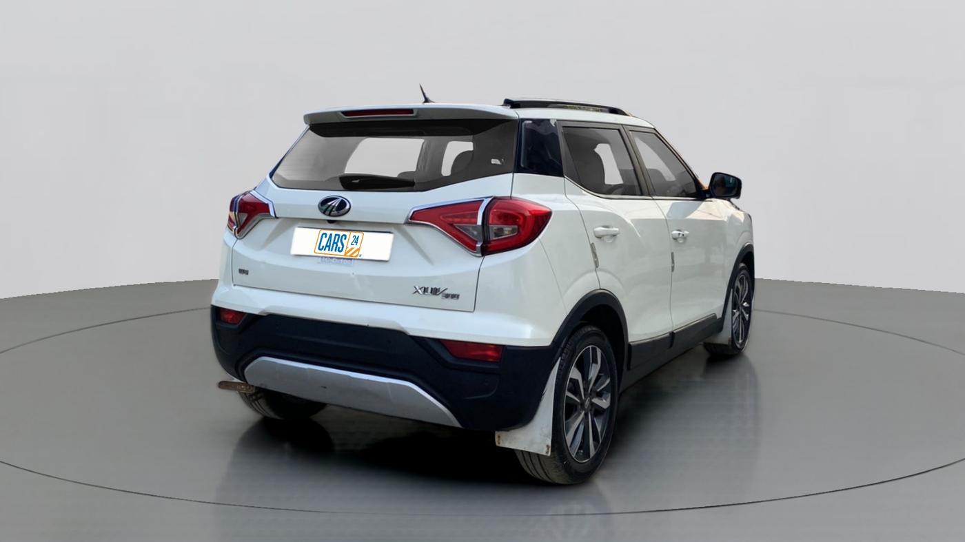 2021 Mahindra XUV300 W8(O), Diesel, Manual, 63,107 km, Right Back Diagonal