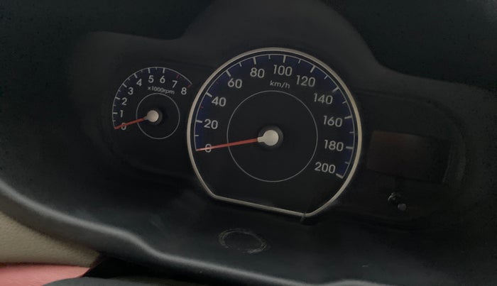 2013 Hyundai i10 MAGNA 1.2 KAPPA2, Petrol, Manual, 81,864 km, Instrument cluster - Glass has scratches