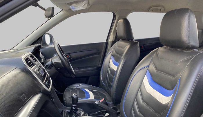 2020 Maruti Vitara Brezza VXI, Petrol, Manual, 62,430 km, Right Side Front Door Cabin