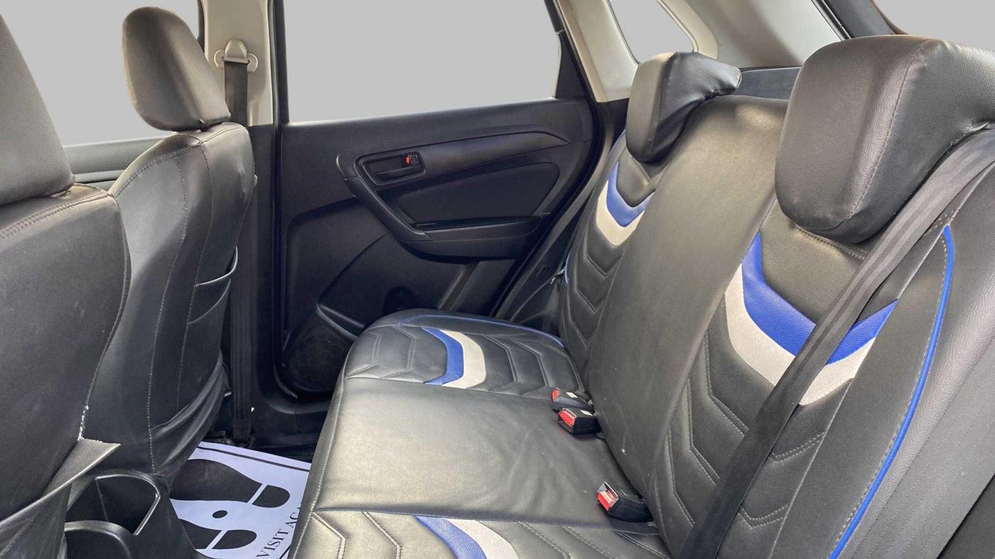 2020 Maruti Vitara Brezza VXI, Petrol, Manual, 62,430 km, Right Side Rear Door Cabin