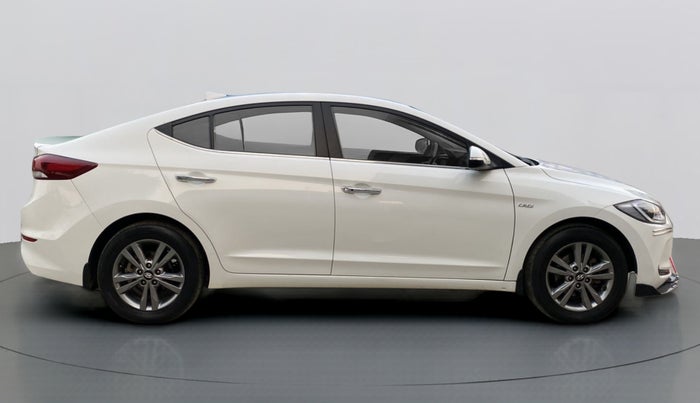 2017 Hyundai New Elantra 1.6 SX AT O, Diesel, Automatic, 47,713 km, Right Side View