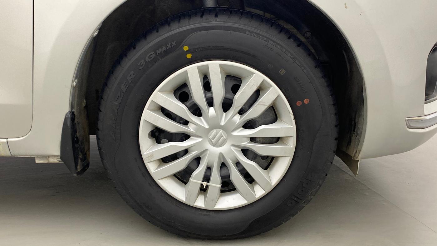 2019 Maruti Dzire VXI, Petrol, Manual, 30,726 km, Right Front Wheel
