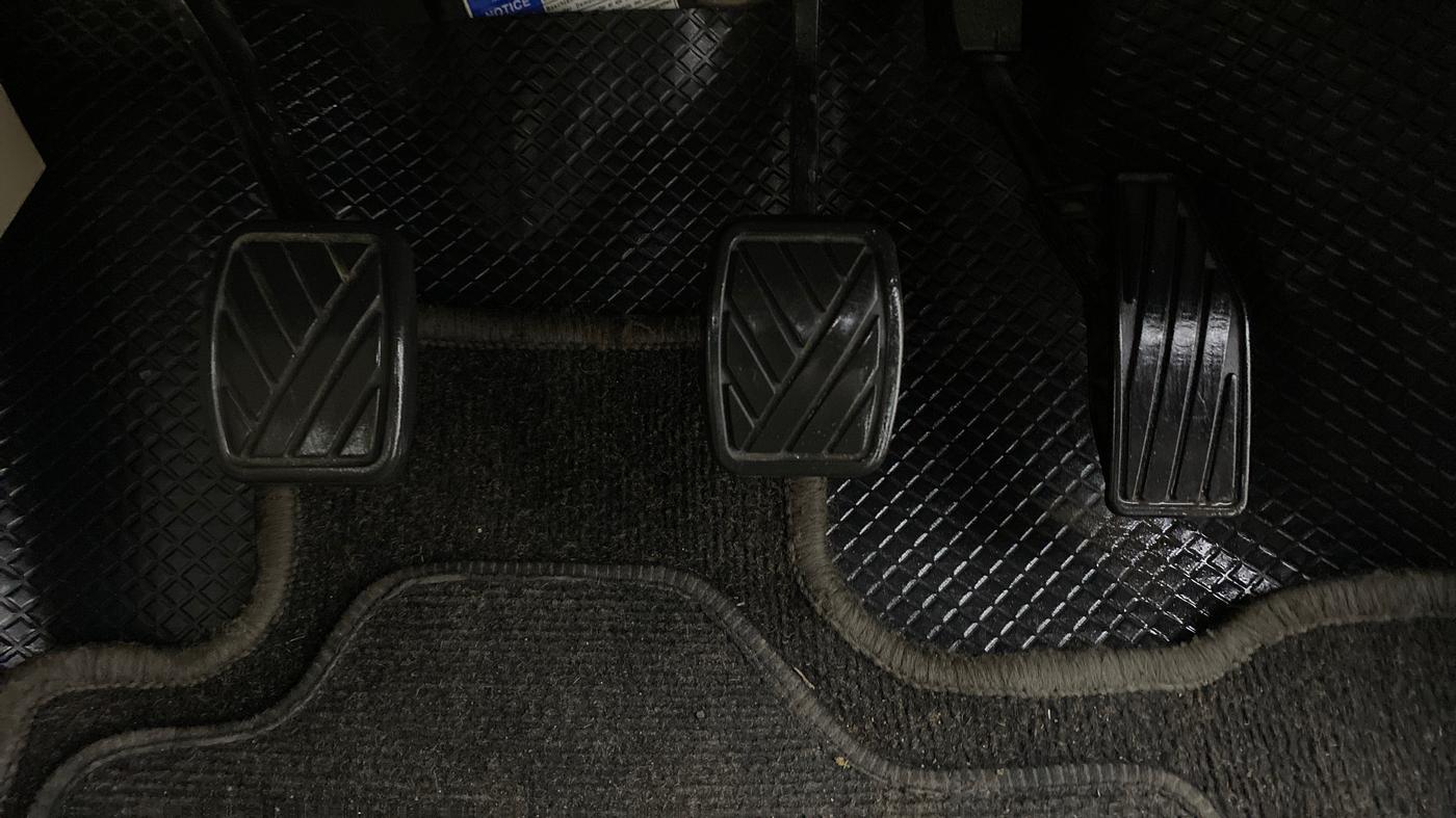 2019 Maruti Dzire VXI, Petrol, Manual, 30,726 km, Pedals