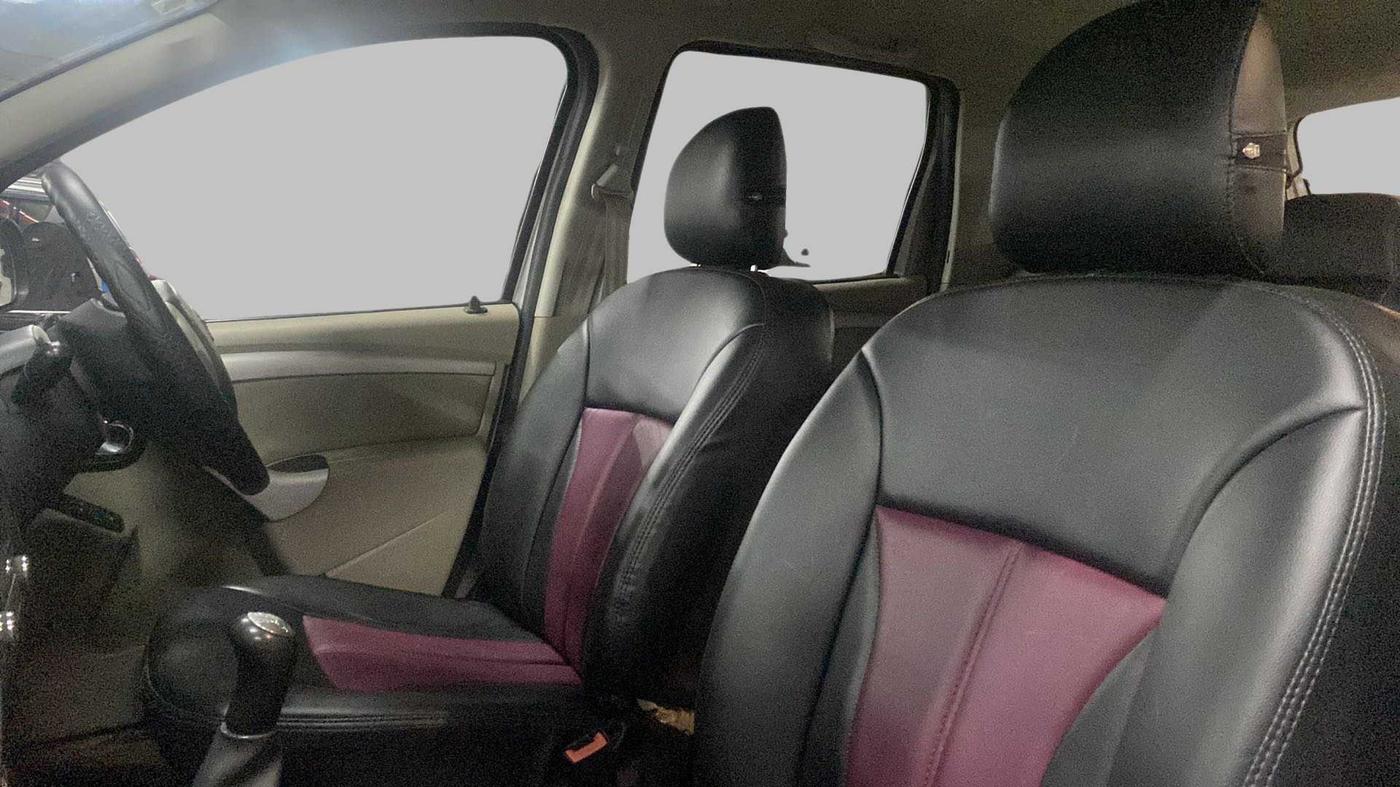 2014 Nissan Terrano XL OPT 85 PS, Diesel, Manual, 96,956 km, Right Side Front Door Cabin
