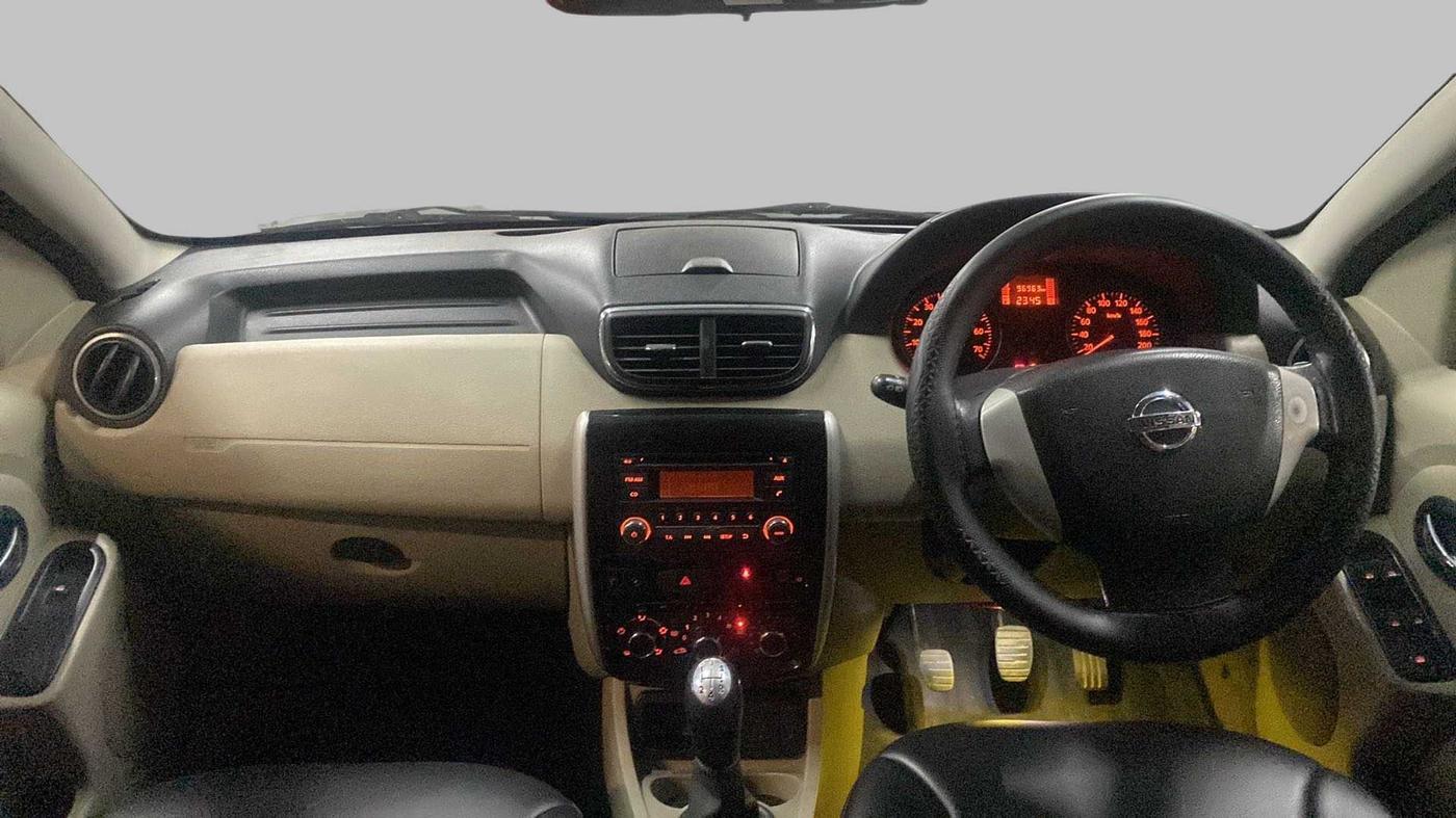 2014 Nissan Terrano XL OPT 85 PS, Diesel, Manual, 96,956 km, Dashboard