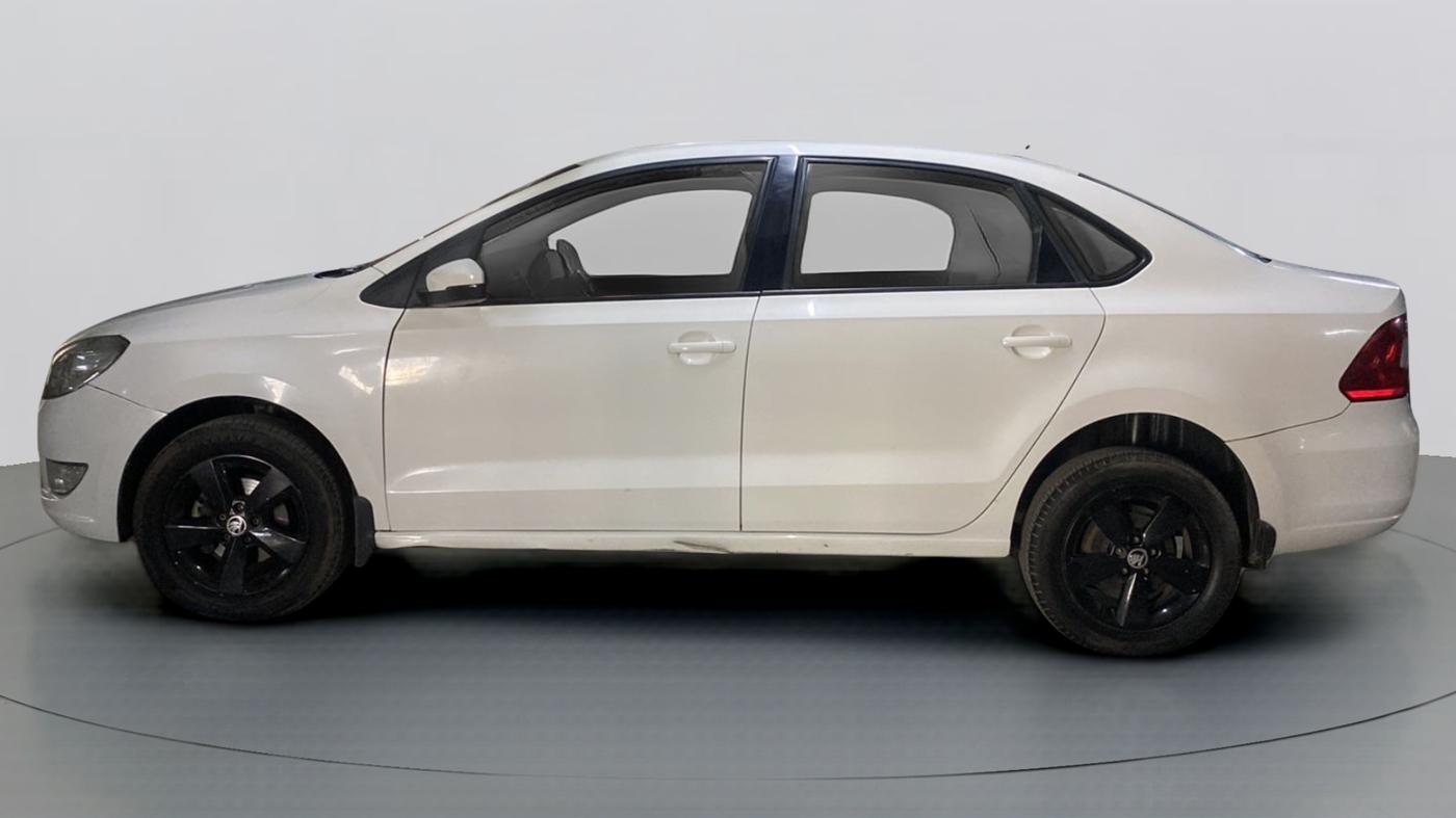 2016 Skoda Rapid 1.5 TDI AT STYLE PLUS, Diesel, Automatic, 58,536 km, Left Side