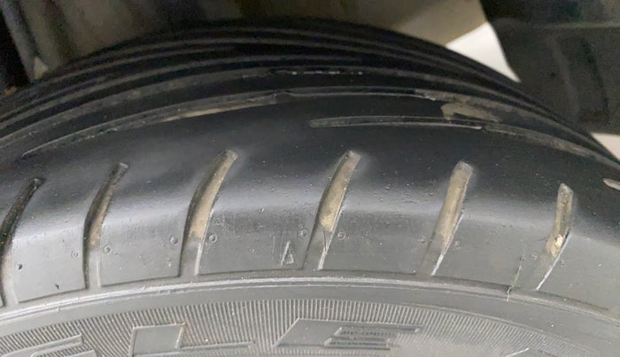 2016 Honda City 1.5L I-VTEC SV, Petrol, Manual, 65,082 km, Left Rear Tyre Tread