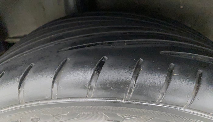 2016 Honda City 1.5L I-VTEC SV, Petrol, Manual, 65,082 km, Right Rear Tyre Tread
