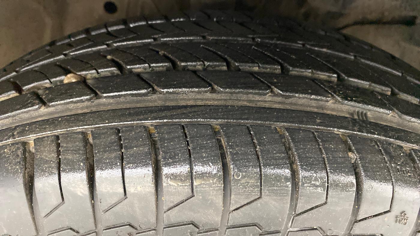2018 Honda Jazz 1.2 V MT, Petrol, Manual, 64,797 km, Right Front Tyre Tread