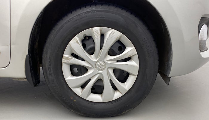 2019 Maruti Swift VXI, Petrol, Manual, 41,174 km, Right Front Wheel