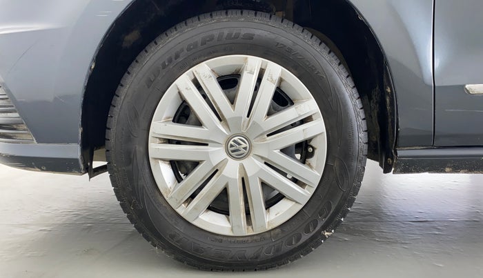 2019 Volkswagen Ameo Trendline 1.0, Petrol, Manual, 50,607 km, Left Front Wheel