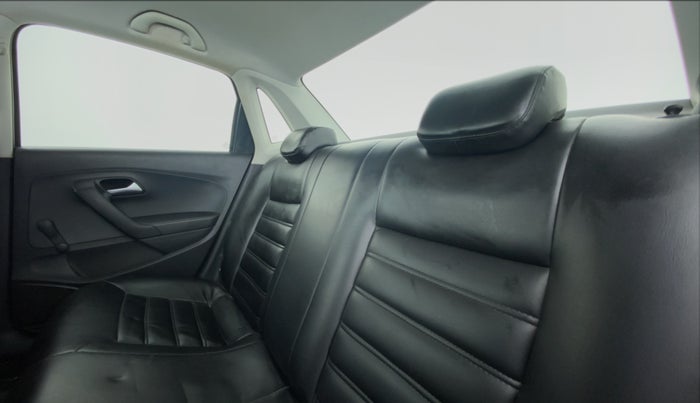 2019 Volkswagen Ameo Trendline 1.0, Petrol, Manual, 50,607 km, Right Side Rear Door Cabin