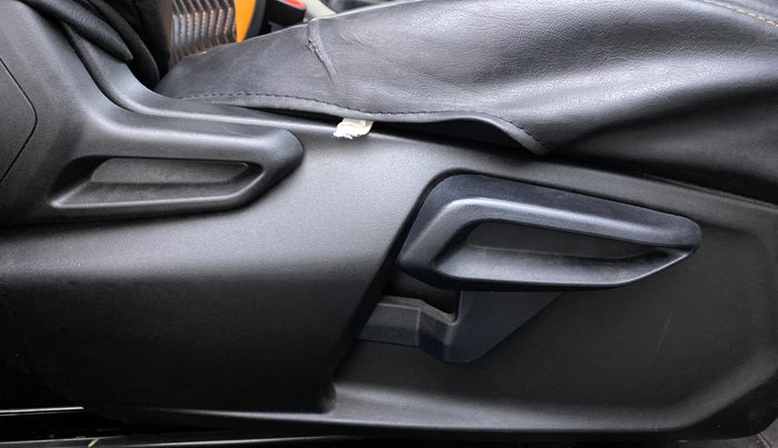 2021 Tata NEXON XZ+ 1.2, Petrol, Manual, 18,646 km, Driver Side Adjustment Panel