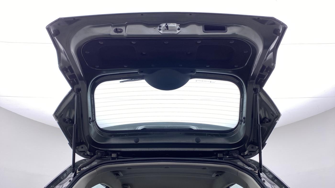 2021 Tata NEXON XZ+ 1.2, Petrol, Manual, 18,646 km, Boot Door Open