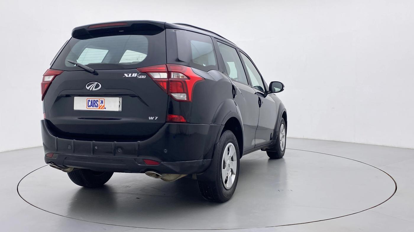 2021 Mahindra XUV500 W7 FWD, Diesel, Manual, 22,865 km, Right Back Diagonal