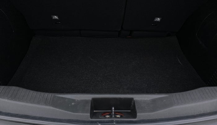 2021 Renault Kiger RXZ AMT 1.0 DUAL TONE, Petrol, Automatic, 17,360 km, Boot Inside