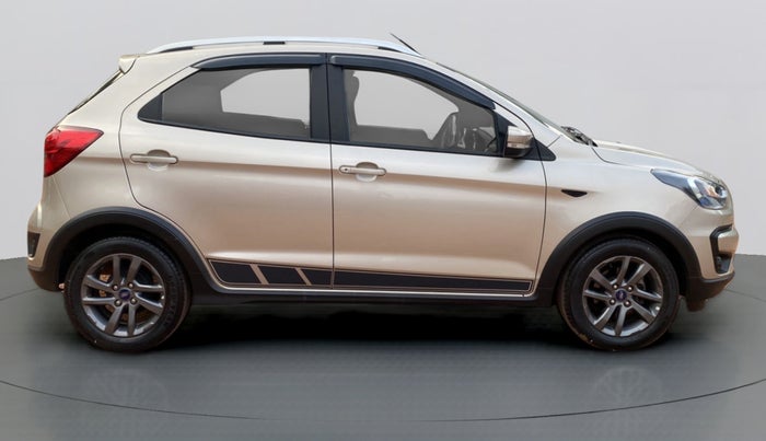 2018 Ford FREESTYLE TITANIUM 1.2 TI-VCT MT, Petrol, Manual, 30,244 km, Right Side View