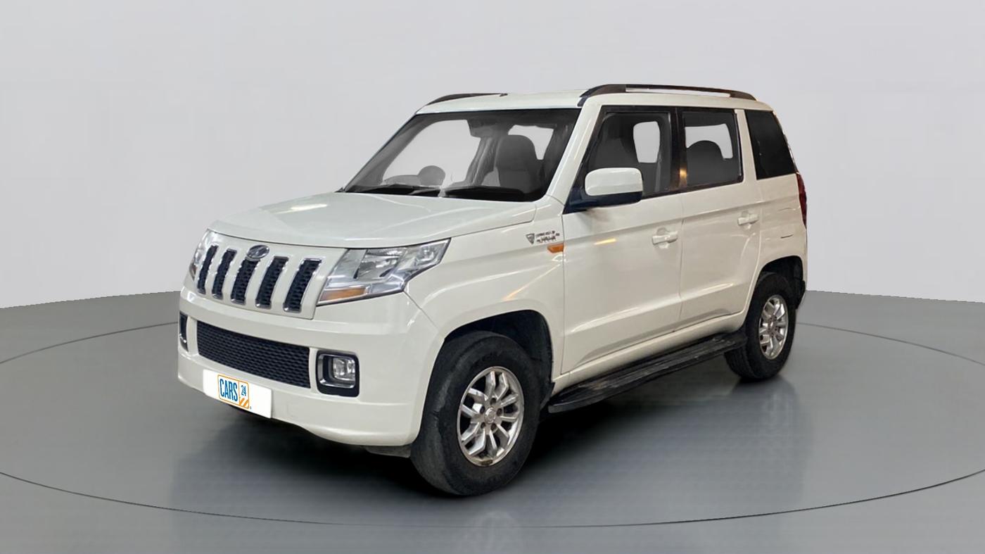2016 Mahindra TUV300 T8 AT, Diesel, Automatic, 99,809 km, Left Front Diagonal