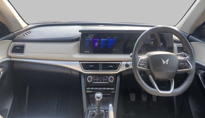 2021 Mahindra XUV700 AX 7 P MT 7 STR, Petrol, Manual, 22,033 km, Dashboard