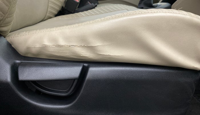 2019 Hyundai NEW SANTRO SPORTZ 1.1, Petrol, Manual, 60,634 km, Driver Side Adjustment Panel