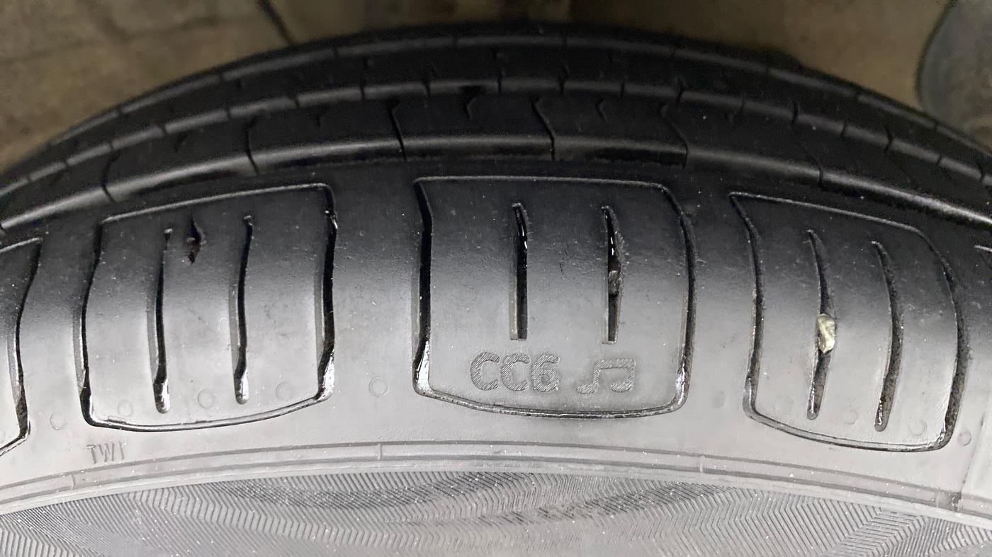 2019 Hyundai NEW SANTRO SPORTZ 1.1, Petrol, Manual, 60,634 km, Right Front Tyre Tread
