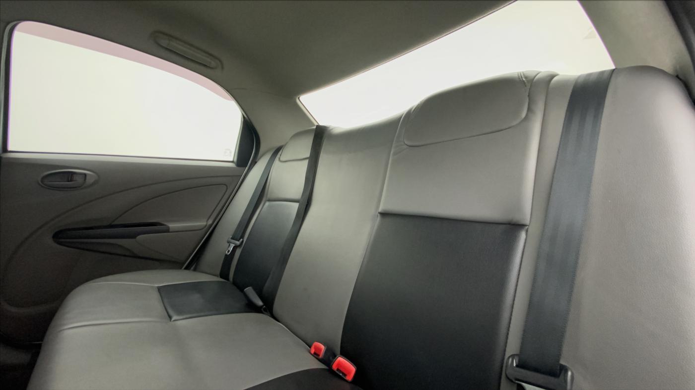 2011 Toyota Etios G, Petrol, Manual, 80,468 km, Right Side Rear Door Cabin