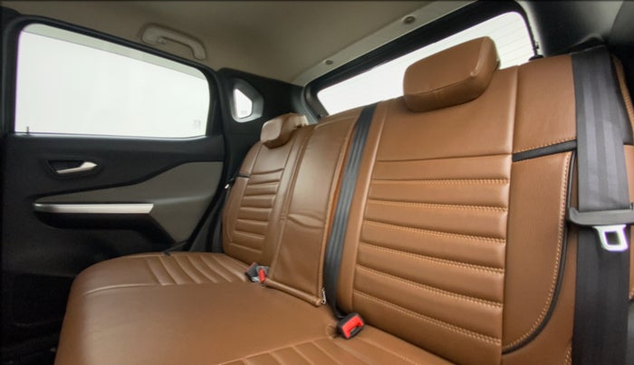 2021 Nissan MAGNITE XV EXECUTIVE, Petrol, Manual, 15,277 km, Right Side Rear Door Cabin