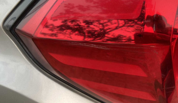2017 Honda WR-V 1.2 i-VTEC VX MT, Petrol, Manual, 32,844 km, Left tail light - Minor scratches
