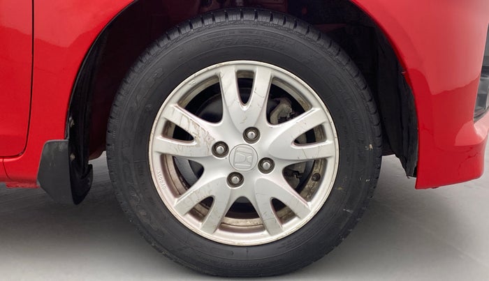 2013 Honda Brio 1.2 V MT I VTEC, Petrol, Manual, 12,864 km, Right Front Wheel