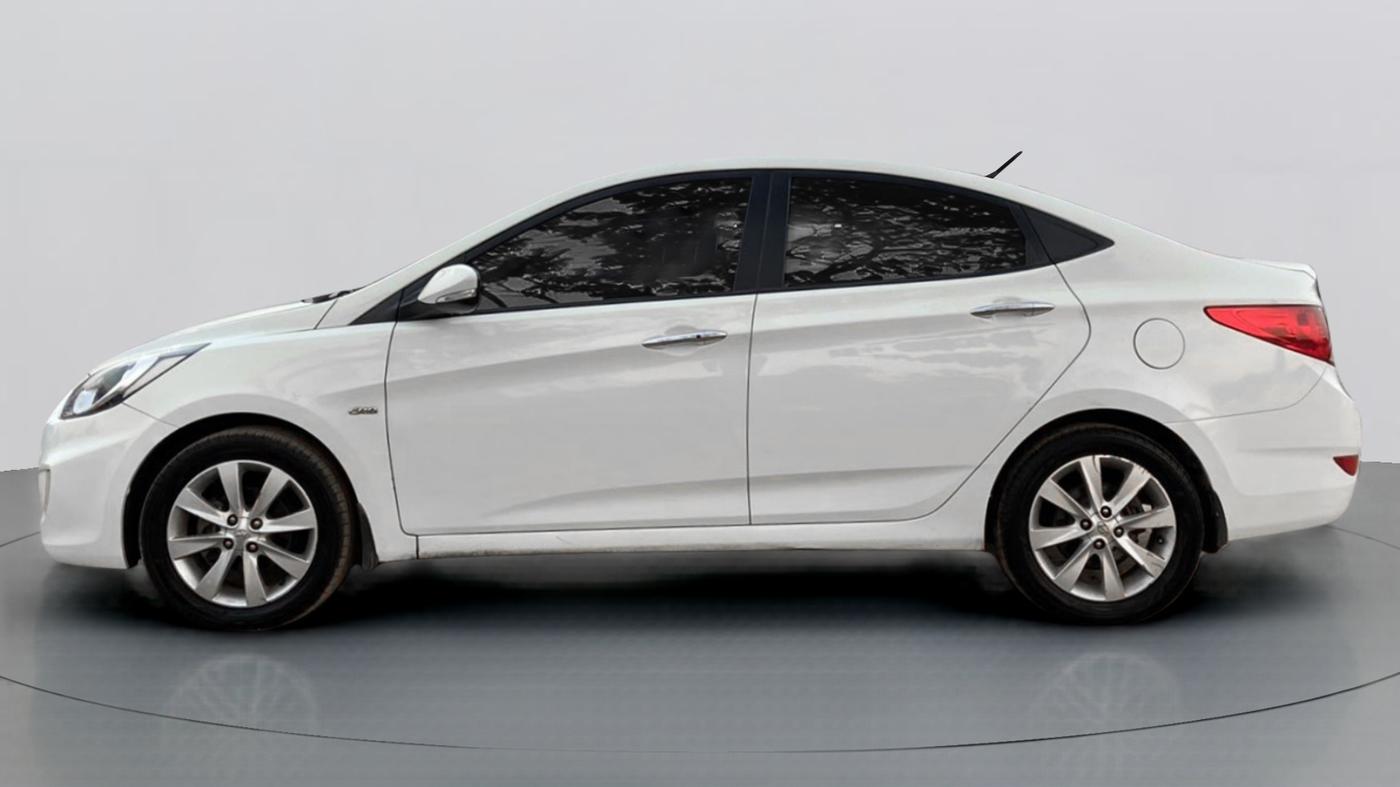2011 Hyundai Verna FLUIDIC 1.6 CRDI SX OPT, Diesel, Manual, 54,251 km, Left Side