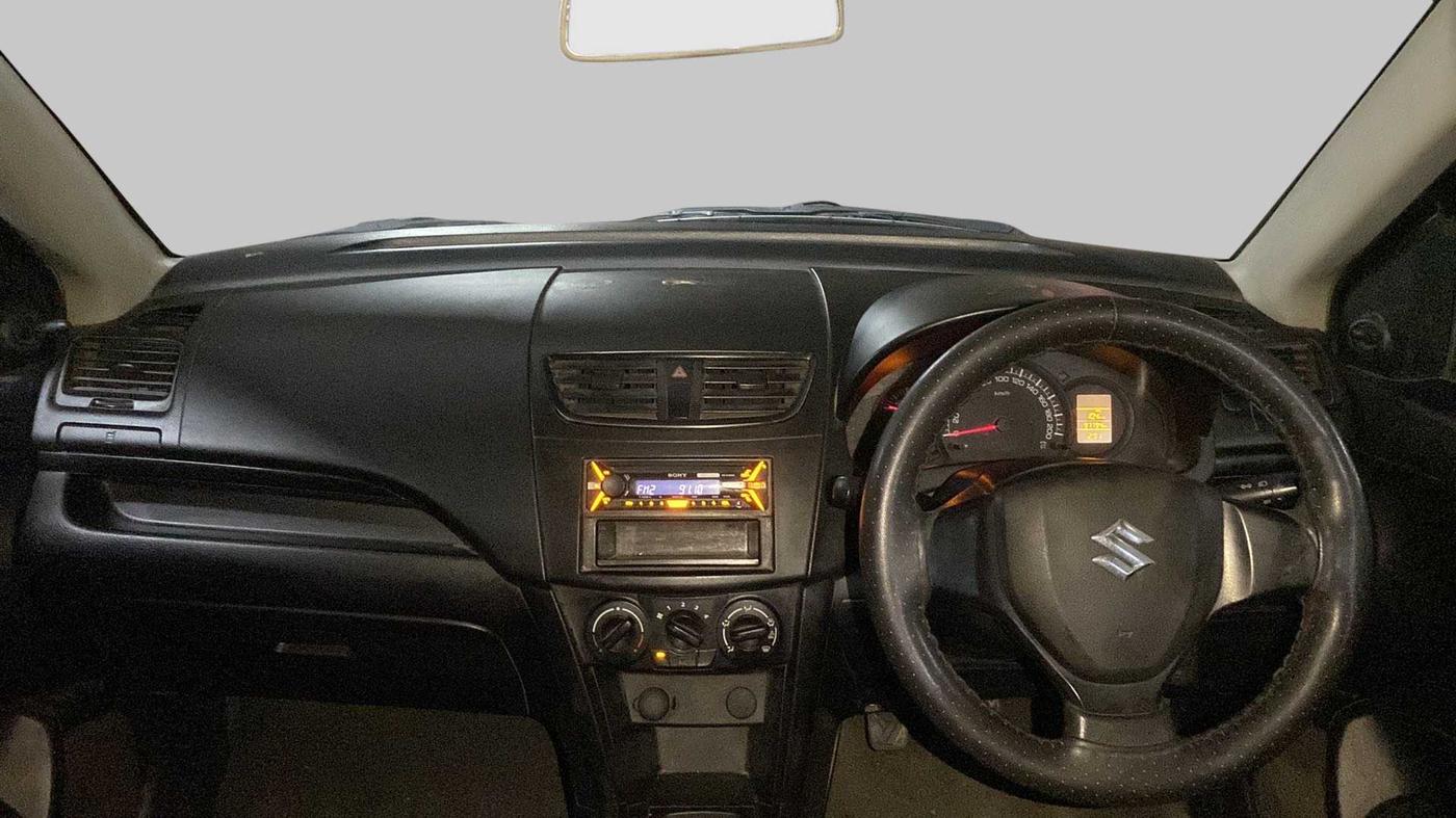 2013 Maruti Swift LXI D, Petrol, Manual, 97,794 km, Dashboard