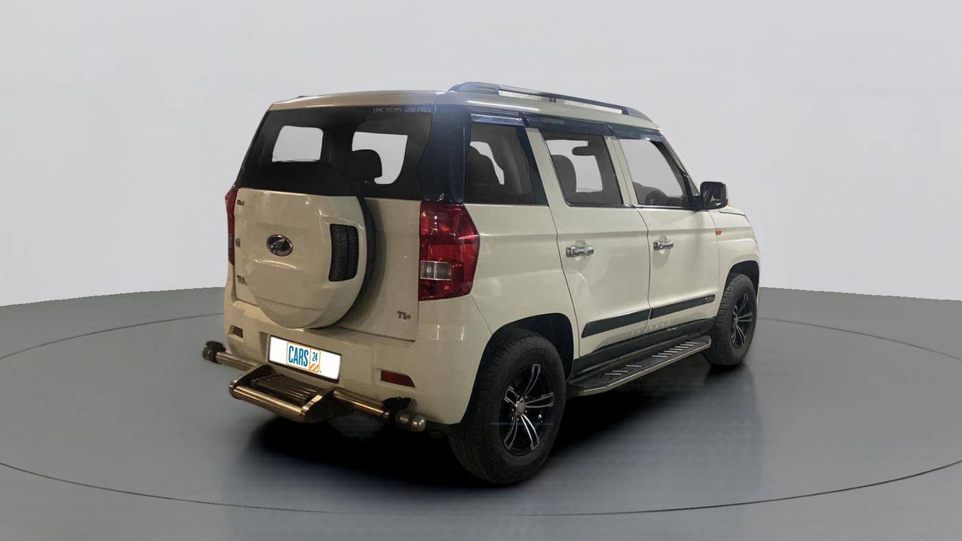 2018 Mahindra TUV300 T6+, Diesel, Manual, 80,913 km, Right Back Diagonal