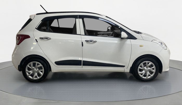 2018 Hyundai Grand i10 MAGNA 1.2 VTVT, Petrol, Manual, 76,993 km, Right Side View