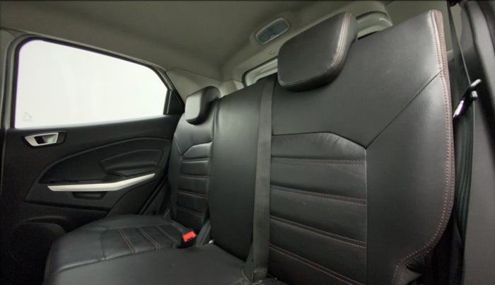 2017 Ford Ecosport 1.0 ECOBOOST TITANIUM +, Petrol, Manual, 34,097 km, Right Side Rear Door Cabin