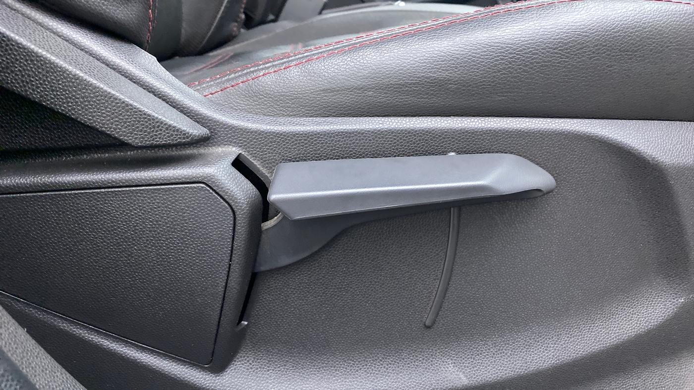 2017 Ford Ecosport 1.0 ECOBOOST TITANIUM +, Petrol, Manual, 34,097 km, Driver Side Adjustment Panel