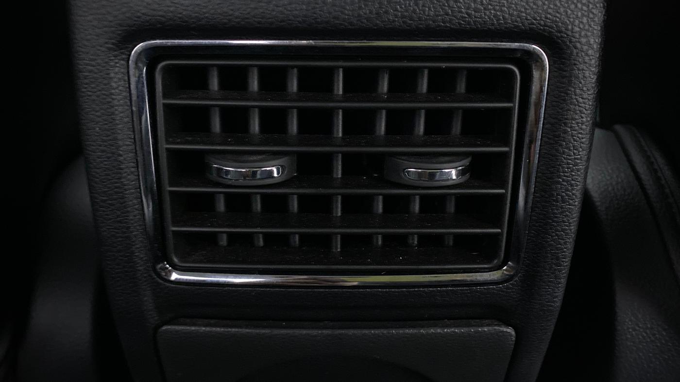 2017 Skoda Rapid Style 1.5 TDI AT, Diesel, Automatic, 61,107 km, Rear AC Vents