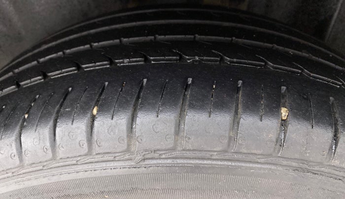 2017 Skoda Rapid Style 1.5 TDI AT, Diesel, Automatic, 61,107 km, Left Rear Tyre Tread